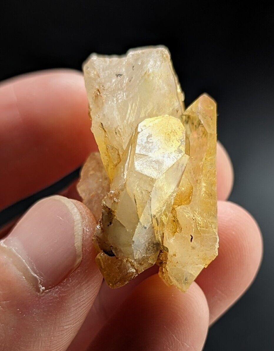 Unique Quartz Crystal Floater - Garland County, Arkansas, w/ natural iridescence