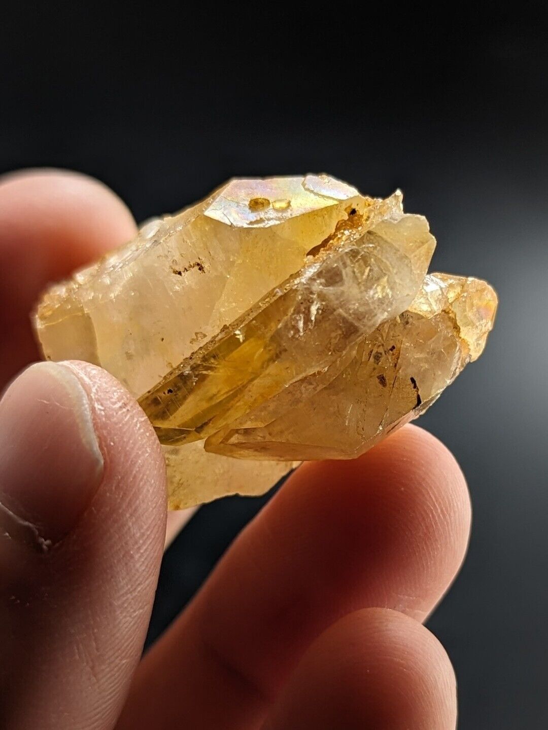 Unique Quartz Crystal Floater - Garland County, Arkansas, w/ natural iridescence