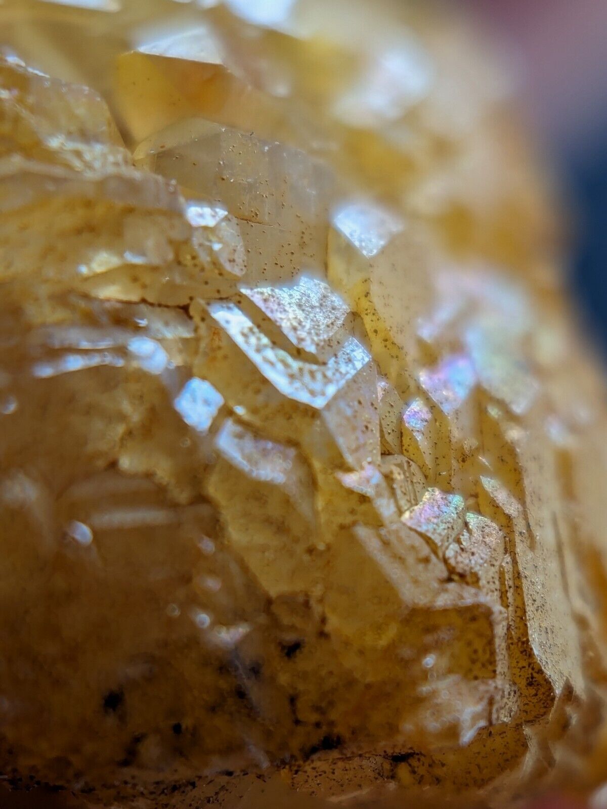 Unique Quartz Crystal Floater - Garland County, Arkansas, w/ natural iridescence