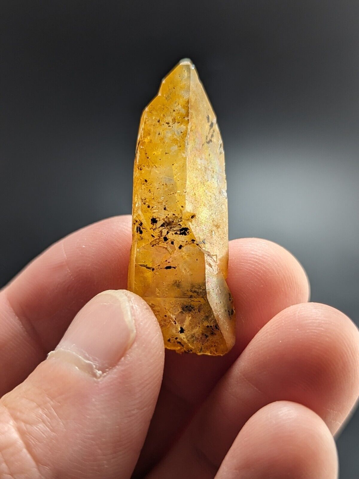 Unique Quartz Crystal Floater - Garland County, Arkansas, w/ natural iridescence