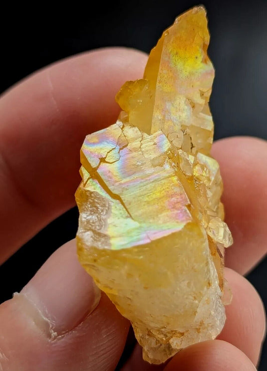 Unique Quartz Crystal Floater - Garland County, Arkansas, w/ natural iridescence