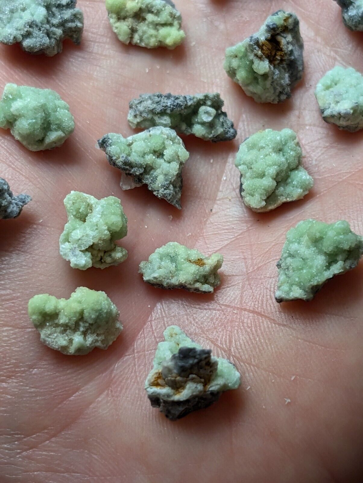 Mystery Set of x40 Micro Wavellite Specimens (Arkansas, USA) Old Stock