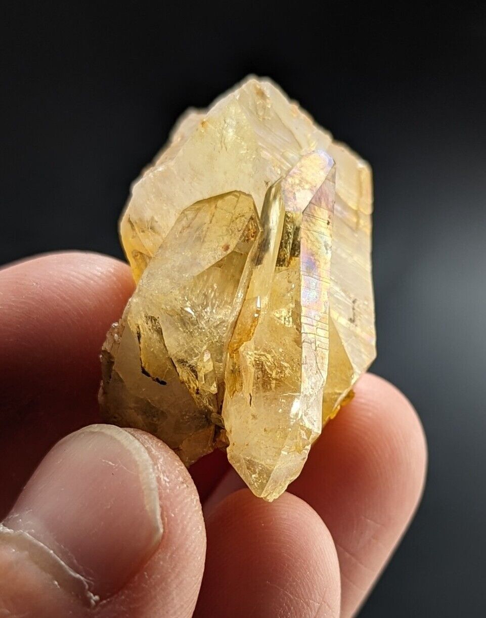 Unique Quartz Crystal Floater - Garland County, Arkansas, w/ natural iridescence