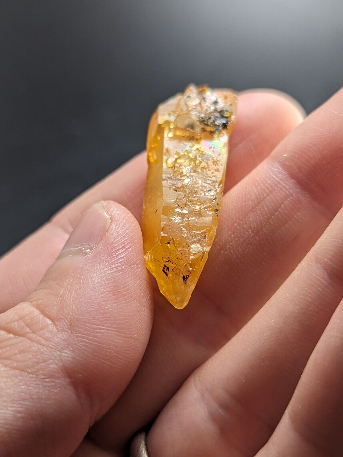 Unique Quartz Crystal Floater - Garland County, Arkansas, w/ natural iridescence