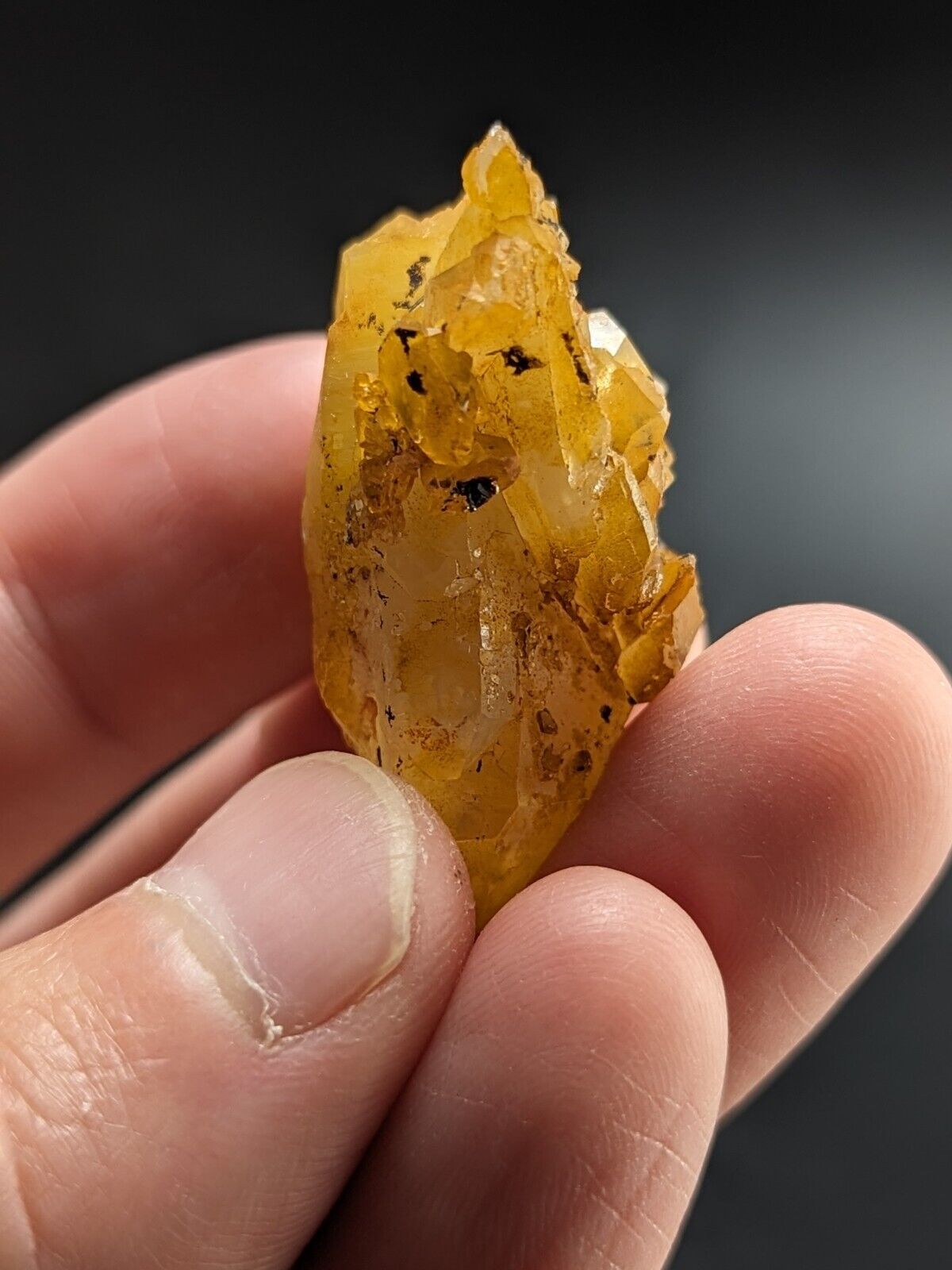 Unique Quartz Crystal Floater - Garland County, Arkansas, w/ natural iridescence