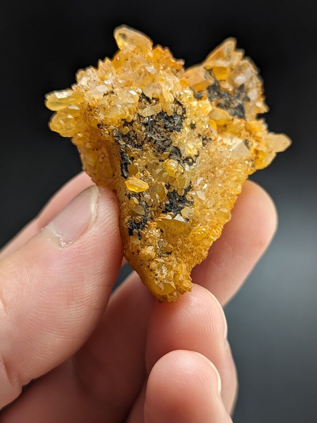 Unique Quartz Crystal Floater - Garland County, Arkansas, w/ natural iridescence