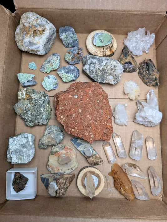 Arkansas Minerals Sampler Set - Quartz, Wavellite, Bauxite, Etc - 34 Specimens