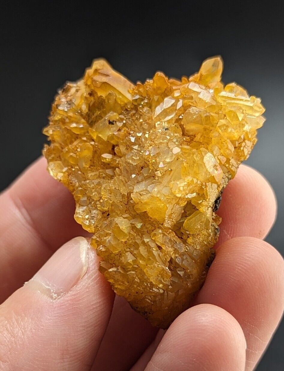 Unique Quartz Crystal Floater - Garland County, Arkansas, w/ natural iridescence