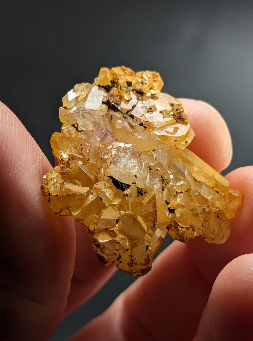 Unique Quartz Crystal Floater - Garland County, Arkansas, w/ natural iridescence