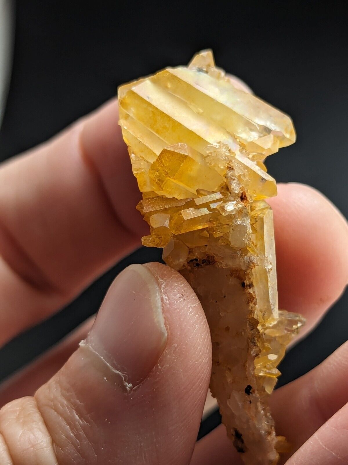 Unique Quartz Crystal Floater - Garland County, Arkansas, w/ natural iridescence