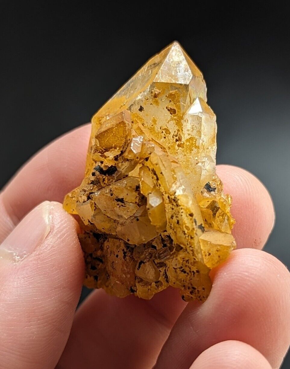 Unique Quartz Crystal Floater - Garland County, Arkansas, w/ natural iridescence