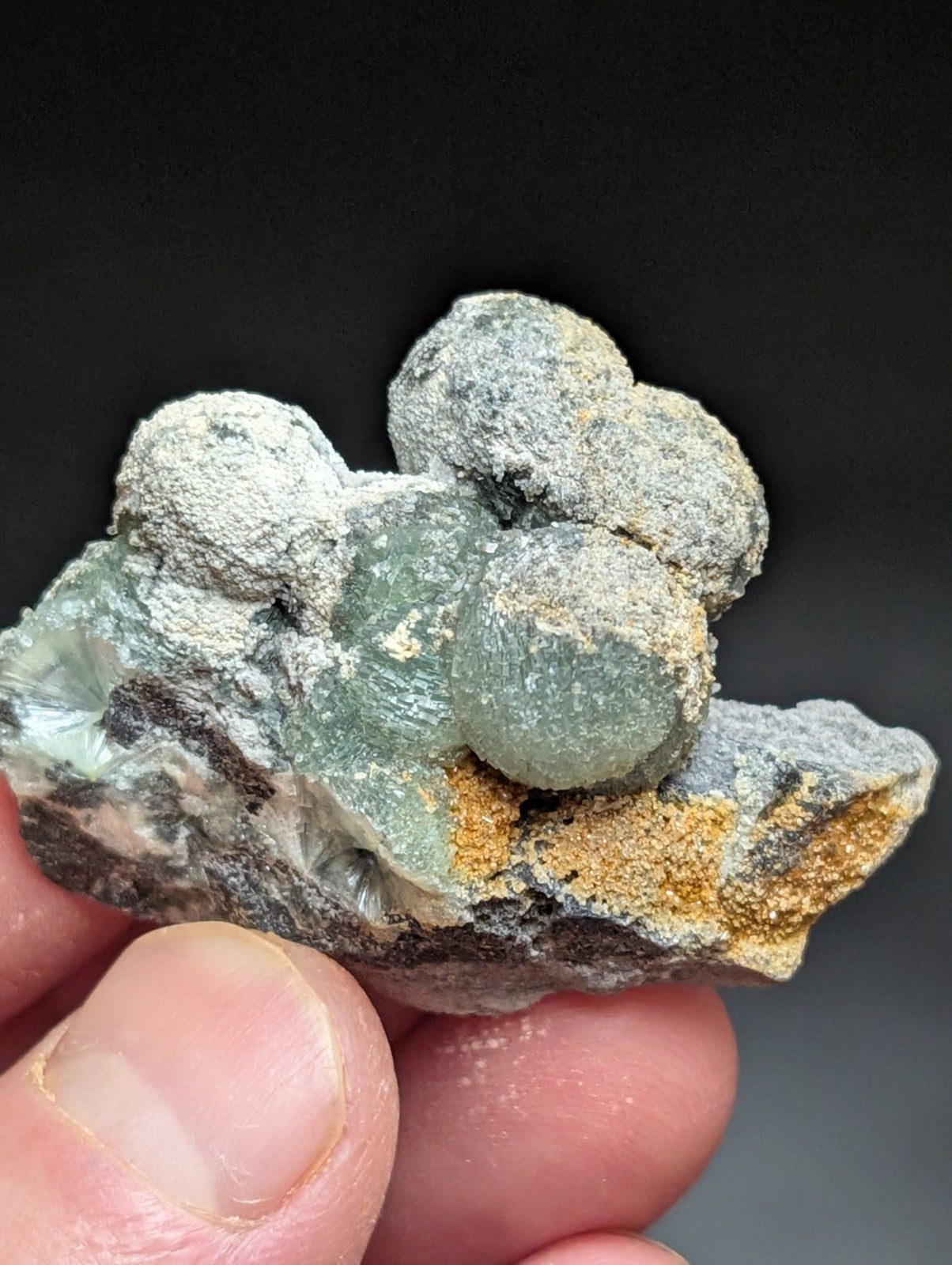 Wavellite , Mauldin Mountain, Montgomery Co. Arkansas, USA (Top Aesthetics)