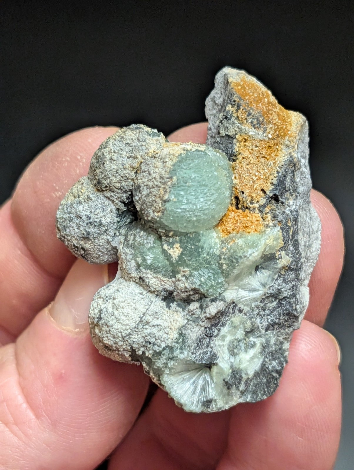 Wavellite , Mauldin Mountain, Montgomery Co. Arkansas, USA (Top Aesthetics)