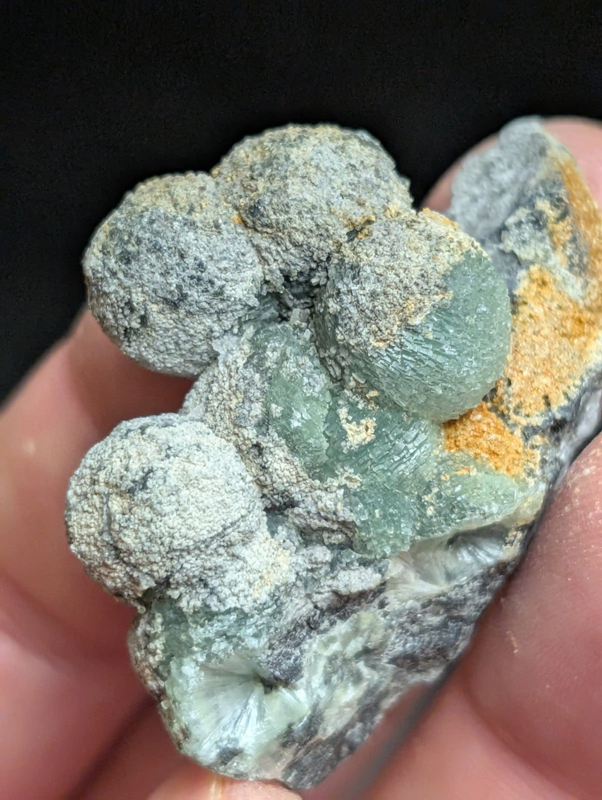 Wavellite , Mauldin Mountain, Montgomery Co. Arkansas, USA (Top Aesthetics)