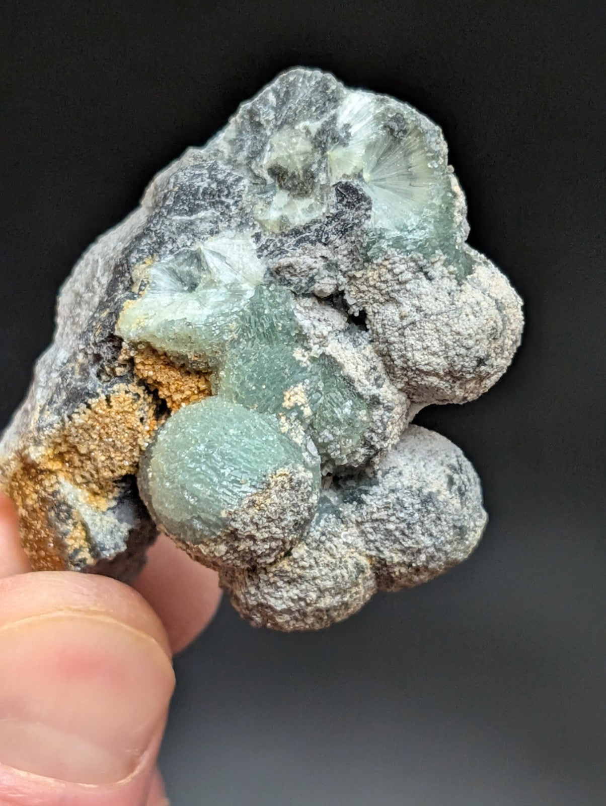 Wavellite , Mauldin Mountain, Montgomery Co. Arkansas, USA (Top Aesthetics)