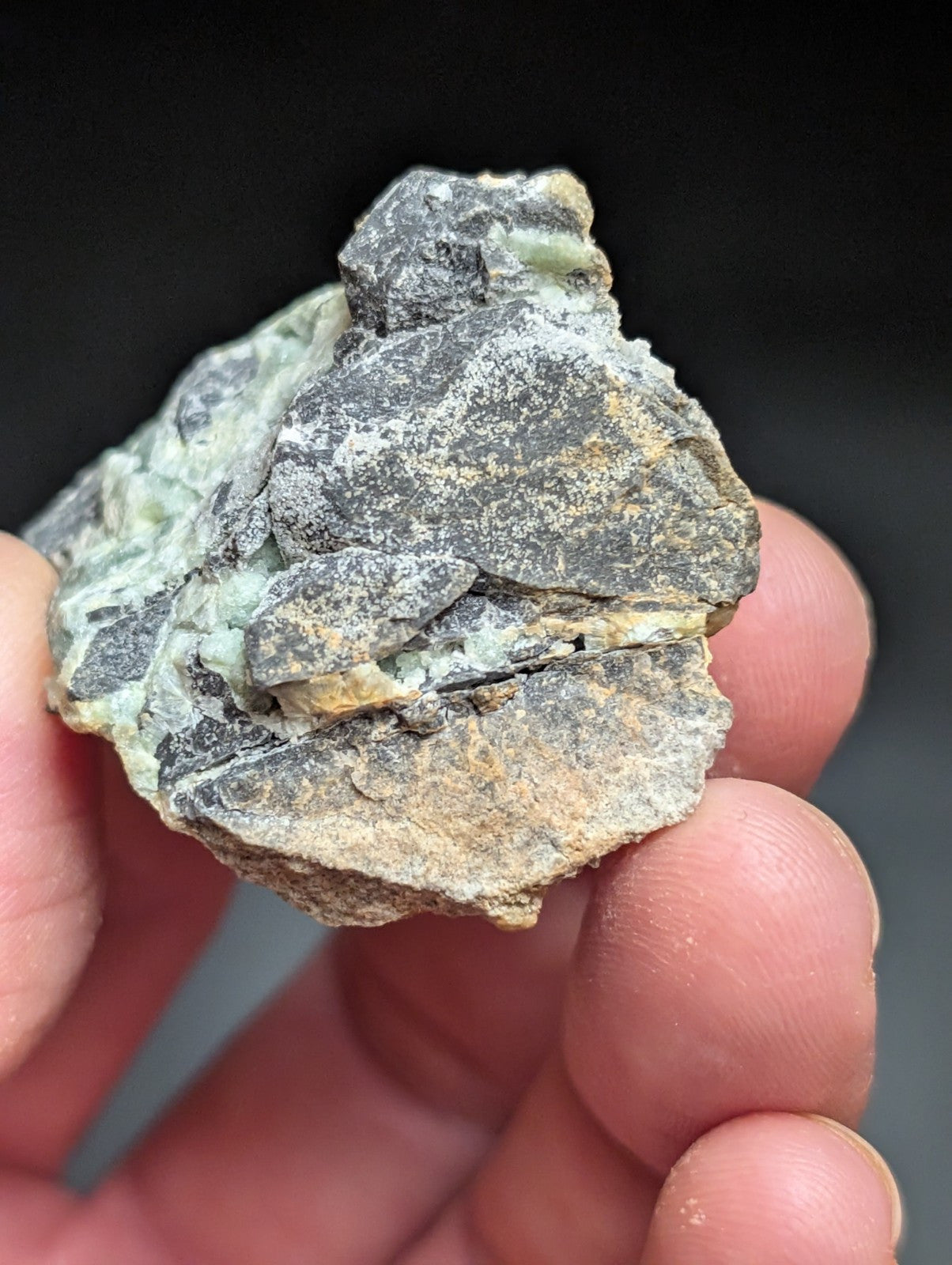 Wavellite , Mauldin Mountain, Montgomery Co. Arkansas, USA (Top Aesthetics)