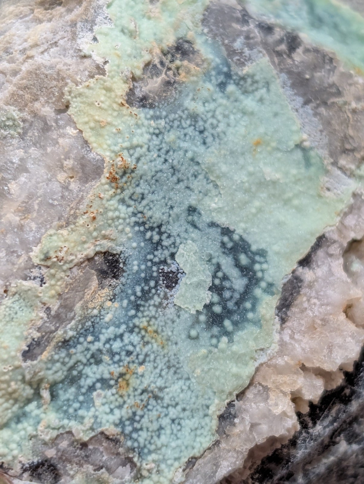 Large Planerite on Quartz, Mauldin Mountain, Montgomery Co. Arkansas (Old Stock)